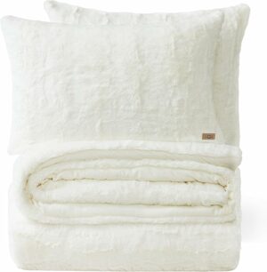UGG 13711 Alondra Full-Queen 3-Piece Comforter Set Soft Cozy Bedding Faux Fur Comforter and Two Pillow Shams Luxury Blanket Set for Bedroom Accents, Full/Queen, Snow