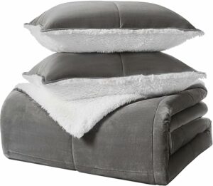 UGG 00517 Blissful Full-Queen Comforter Set Reversible Comforter and Pillow Shams Machine Washable Soft Cozy Bedding Queen Size Blanket Set for Bedroom Accents, Full/Queen, Seal